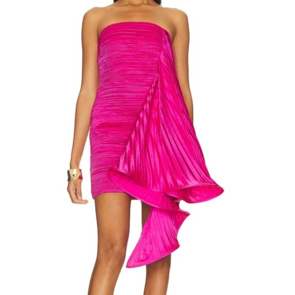Amur Kayleigh dress in pink hydrangeas